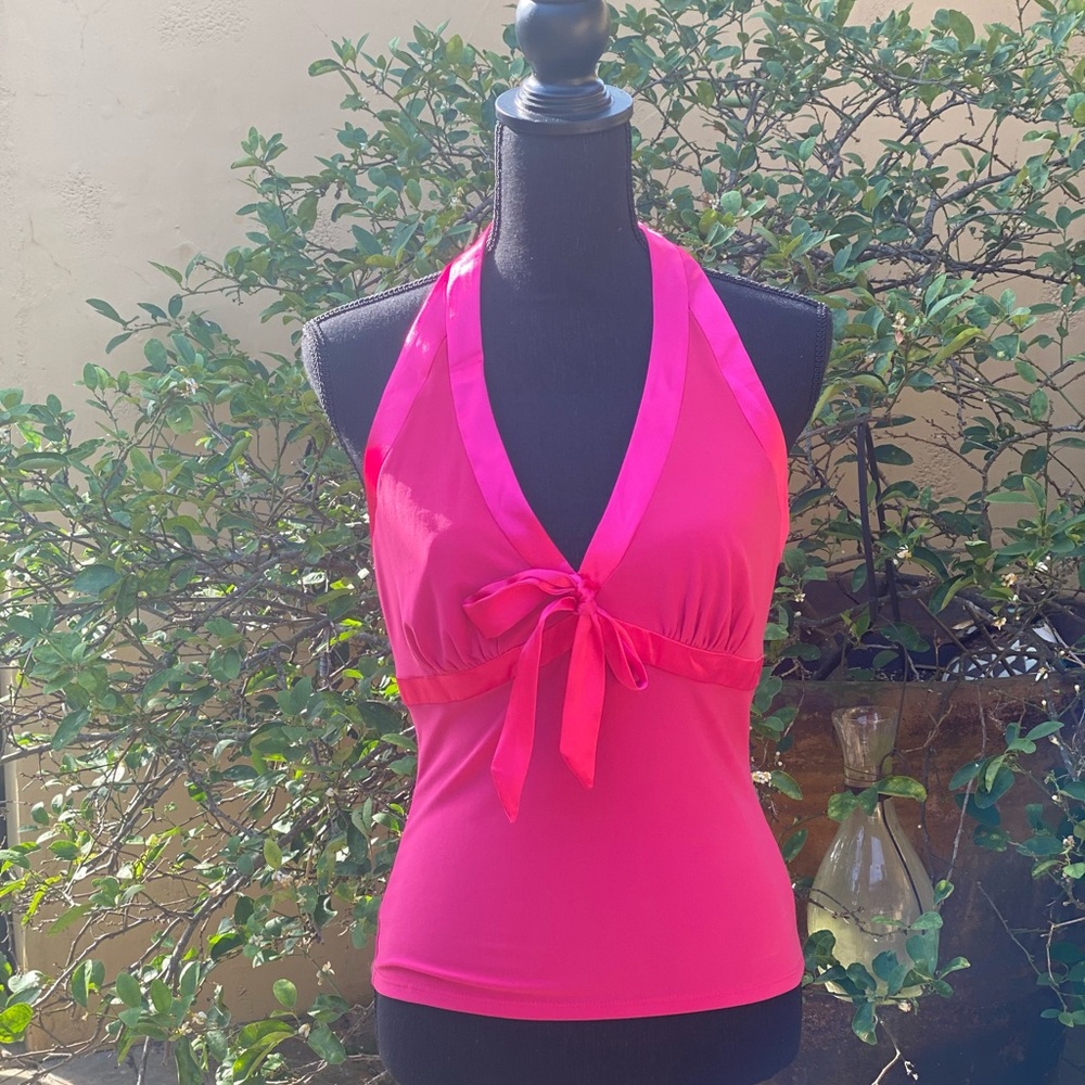 CACHE Sexy Top - Hot Pink